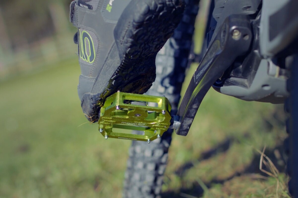 mtb magnetic shoes